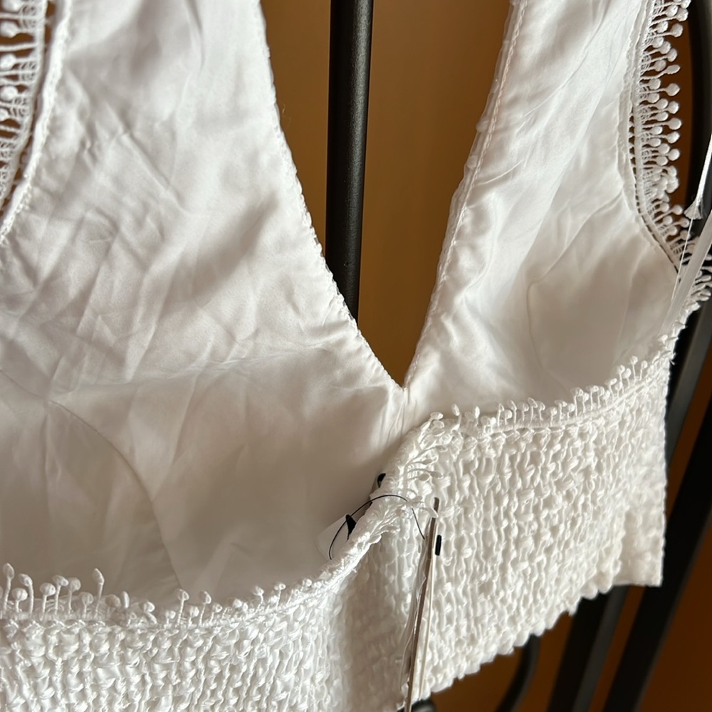DO+BE Lace Halter Top - Picture 7 of 12